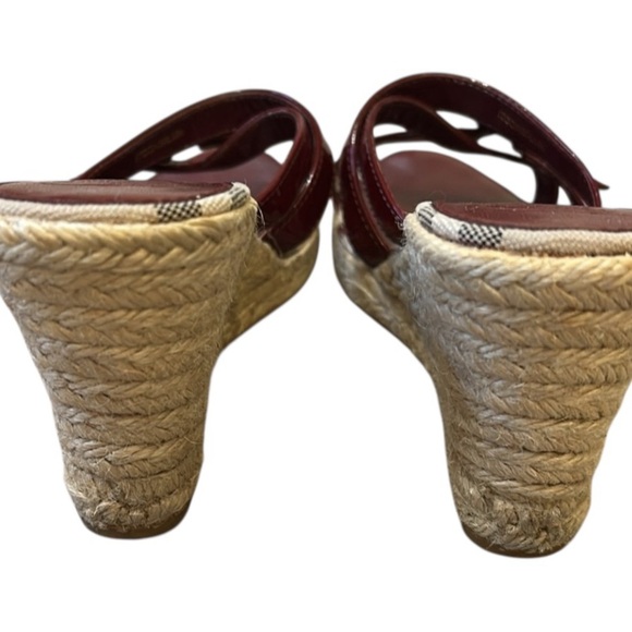 Burberry Nova Check Red Patent Leather Espadrille Wedge Sandals Size 39 IT, 8 US - Picture 10 of 14